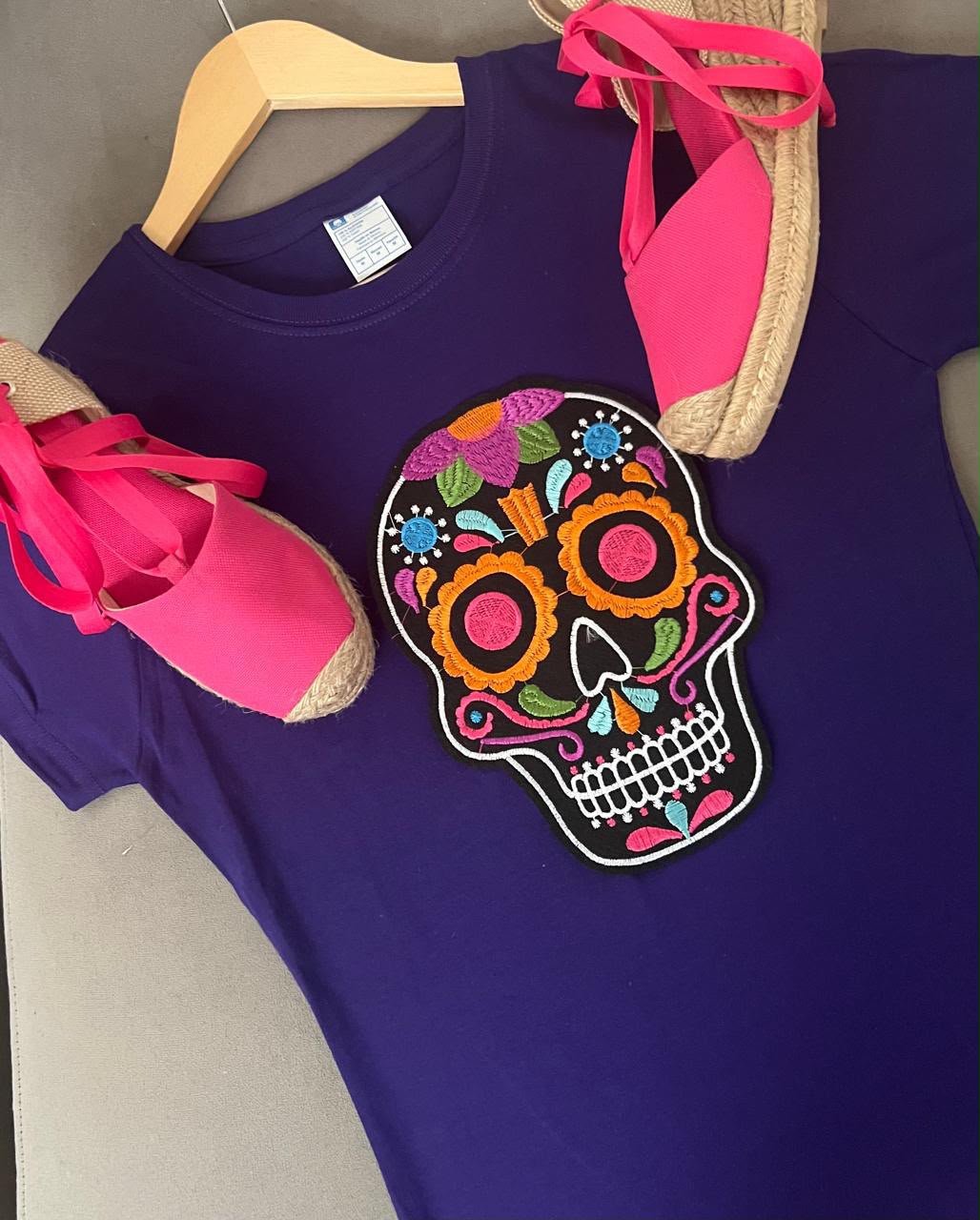 Calavera ojos bordados